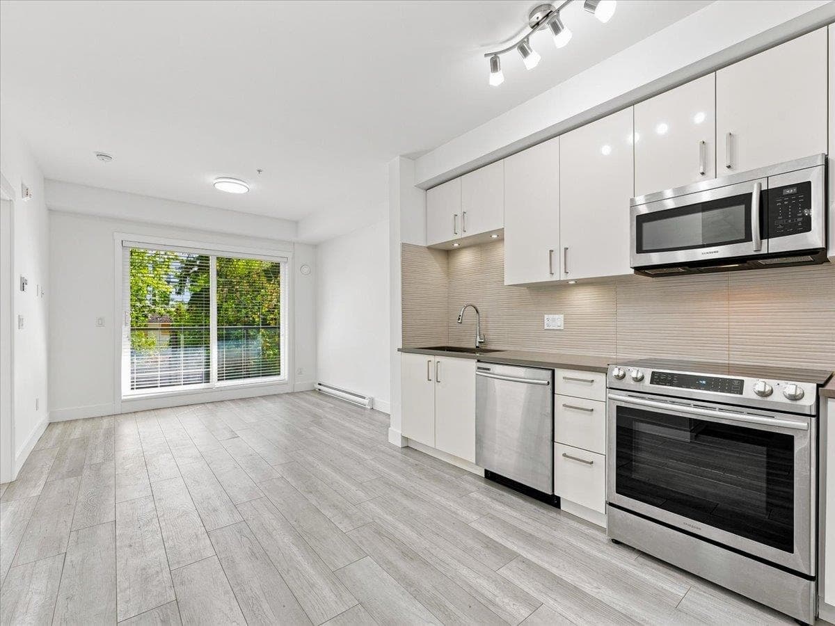 106 - 9689 140 Street, Surrey, V3T 0P3 — photo 4