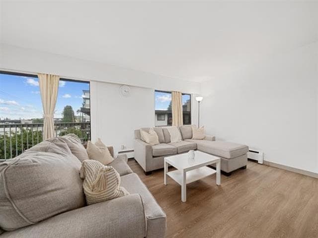301 - 11957 223 Street, Maple Ridge, V2X 5Y4 — photo 3