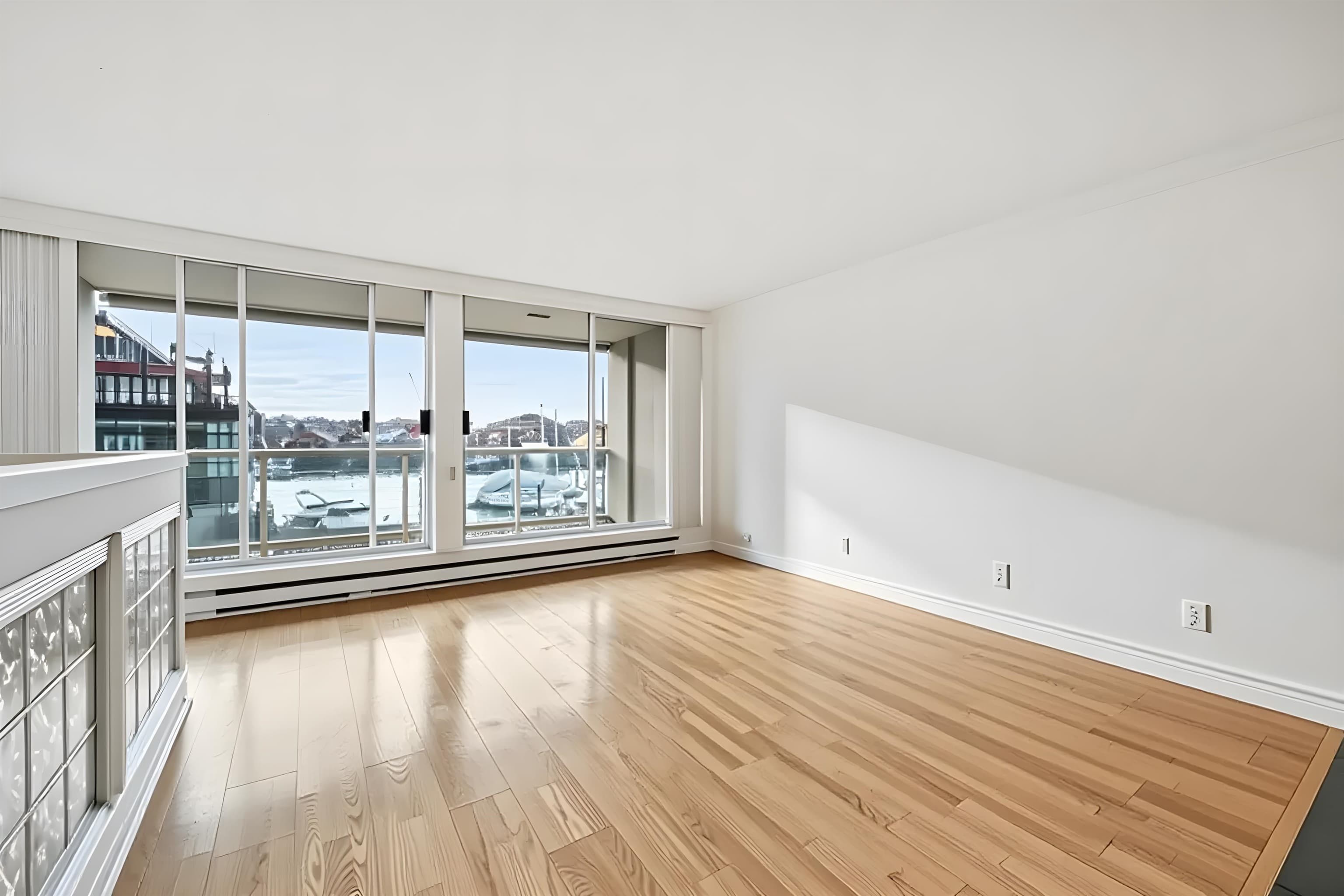 205 - 1600 Howe Street, Vancouver, V6Z 2L9 — photo 2
