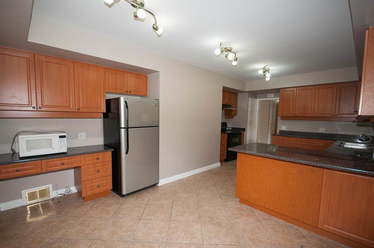 555 Stevens Drive, West Vancouver, V7S 1E1 — photo 4