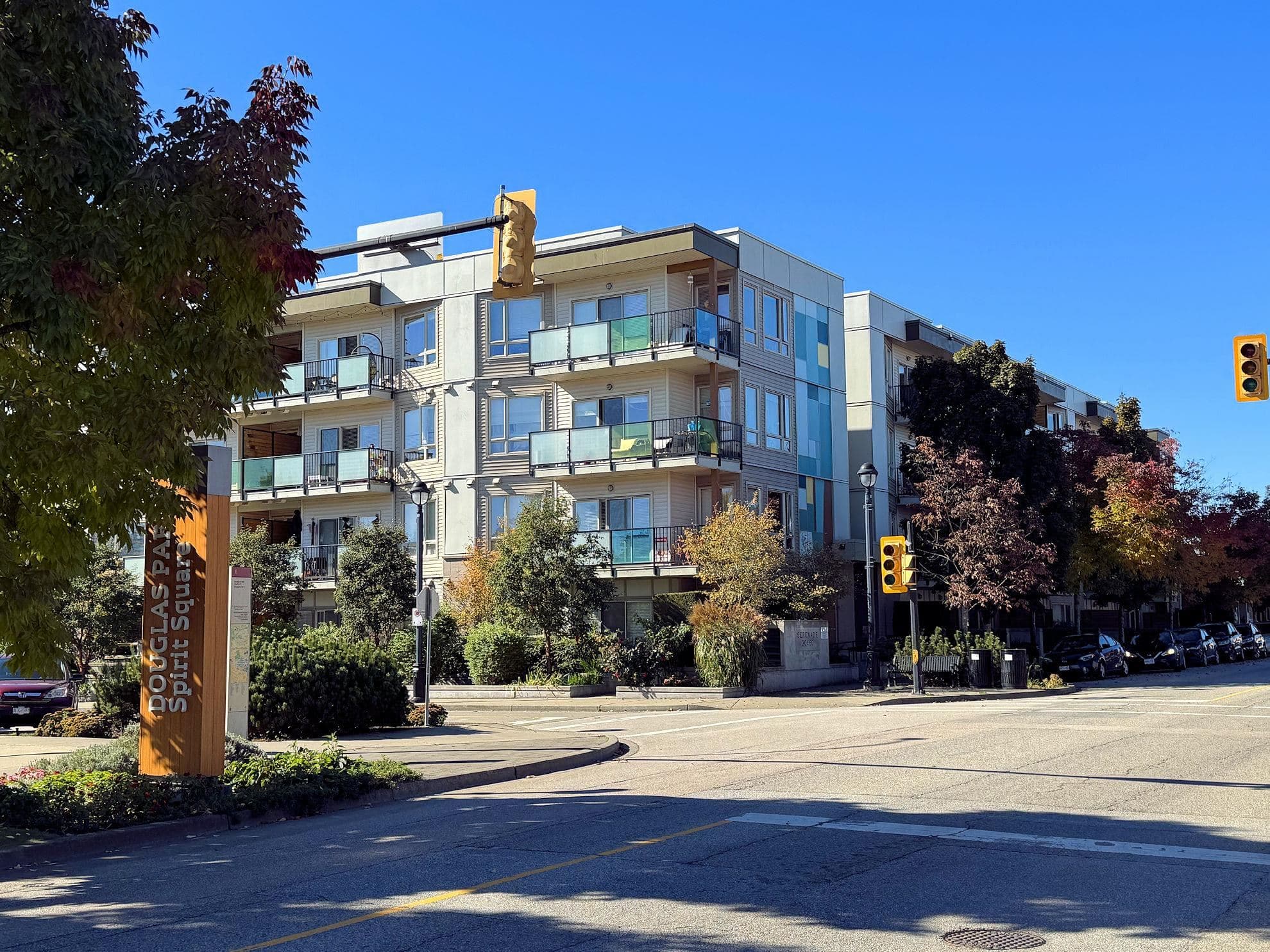 414 20460 Douglas Crescent, Langley