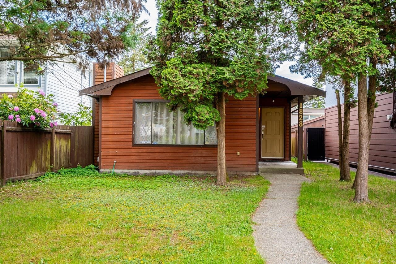 1828 Prairie Avenue, Port Coquitlam, V3B 1V3 — photo 1