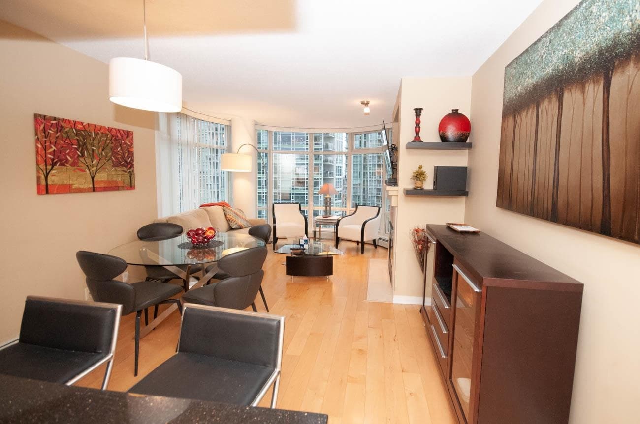1605 - 1199 Marinaside Crescent, Vancouver, V6Z 2Y2 — photo 4