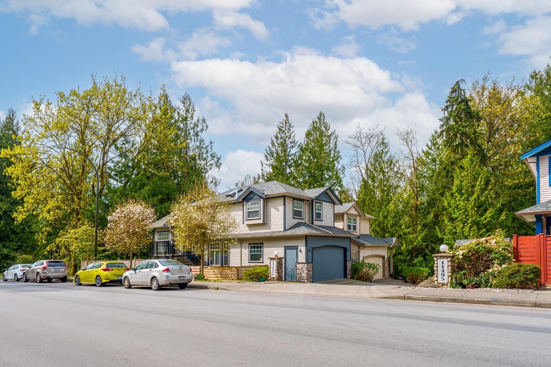 1 - 11495 Cottonwood Drive, Maple Ridge, V2X 6C8 — photo 2