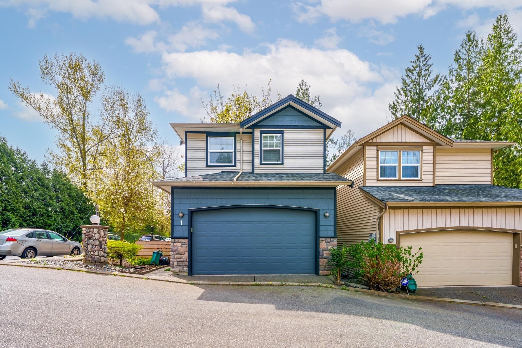 1 - 11495 Cottonwood Drive, Maple Ridge, V2X 6C8 — photo 1