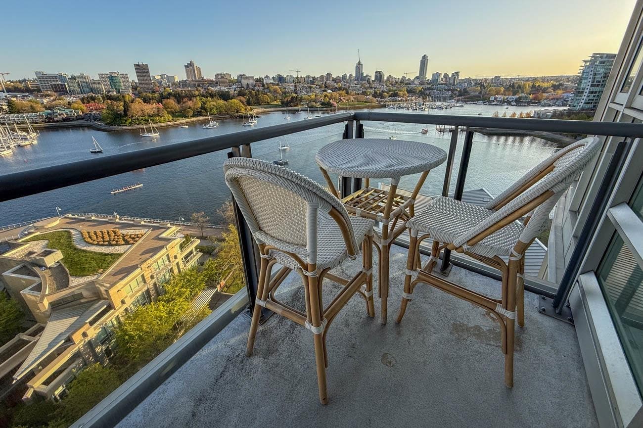 1702 - 1383 Marinaside Crescent, Vancouver, V6Z 2W9 — photo 2