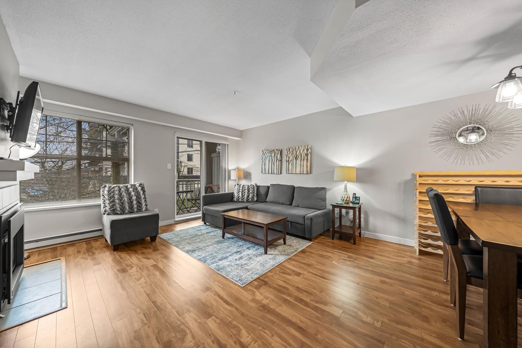 49 - 123 Seventh Street, New Westminster, V3M 6Y2 — photo 3