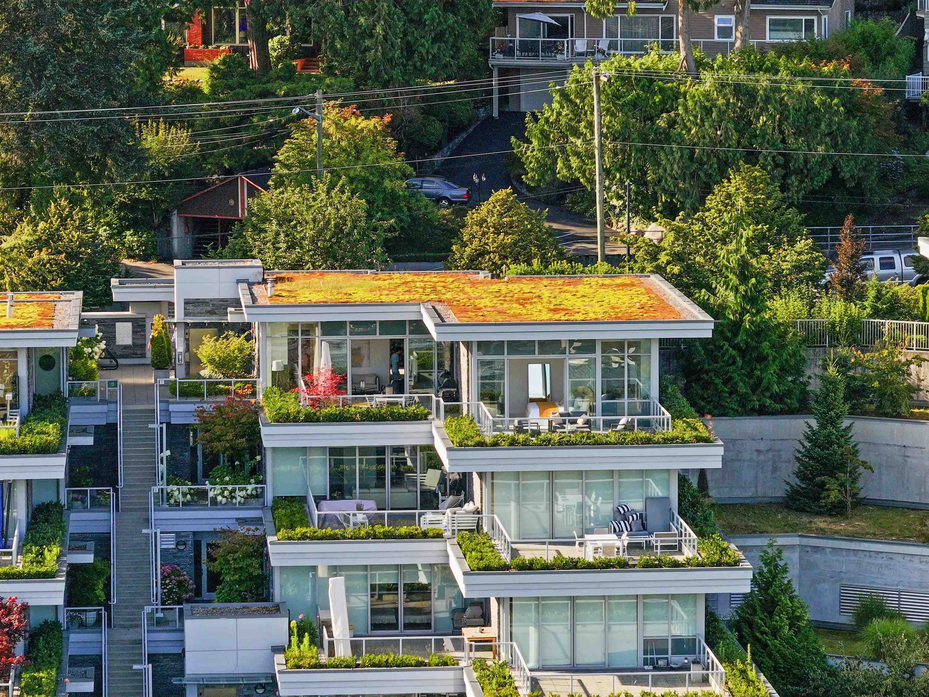 702 - 876 Keith Road, West Vancouver