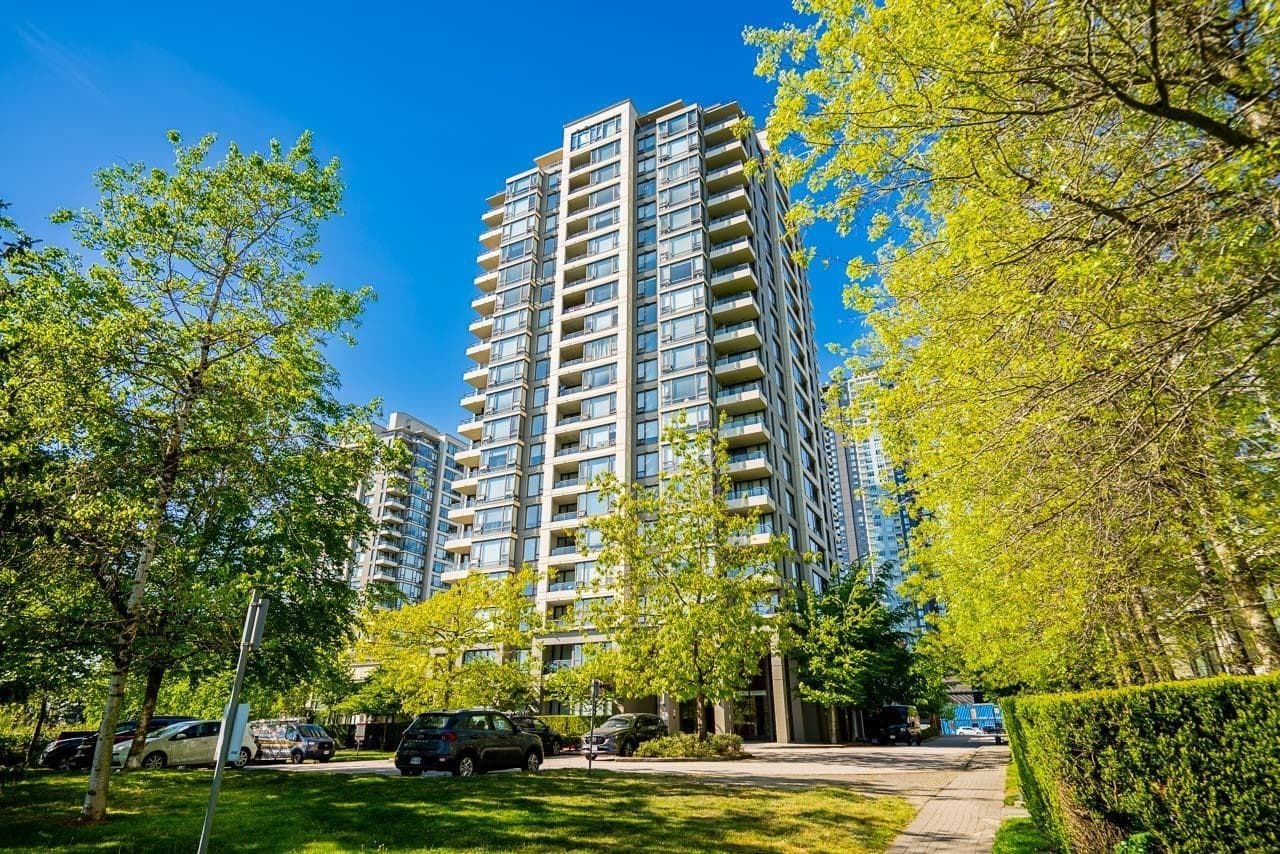 1107 - 4178 Dawson Street, Vancouver, V5C 0A1 — photo 2