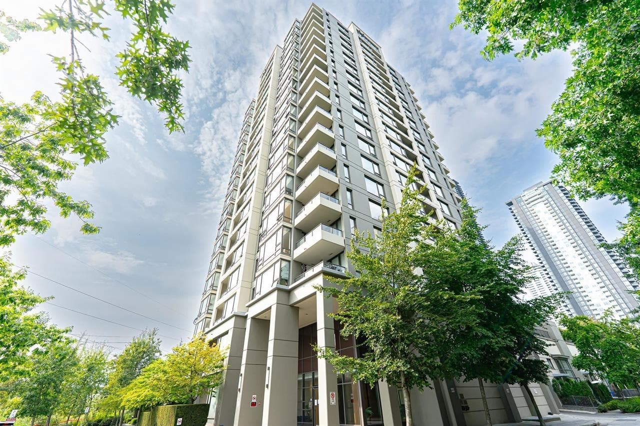 1107 - 4178 Dawson Street, Vancouver, V5C 0A1 — photo 1