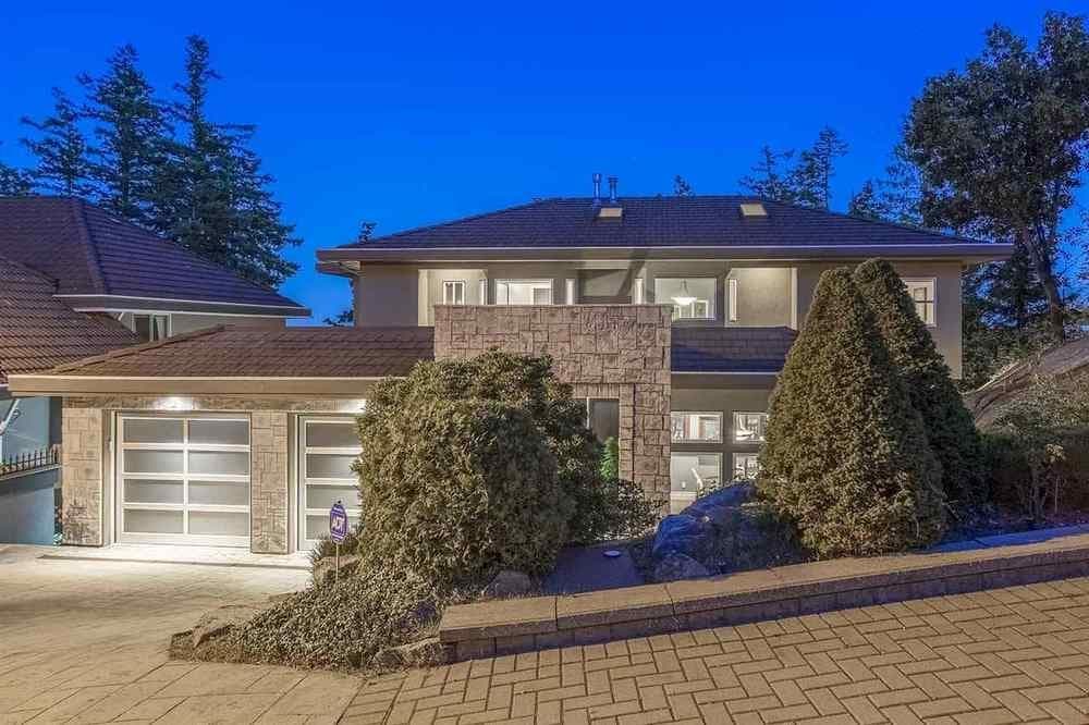 5418 West Vista Court, West Vancouver