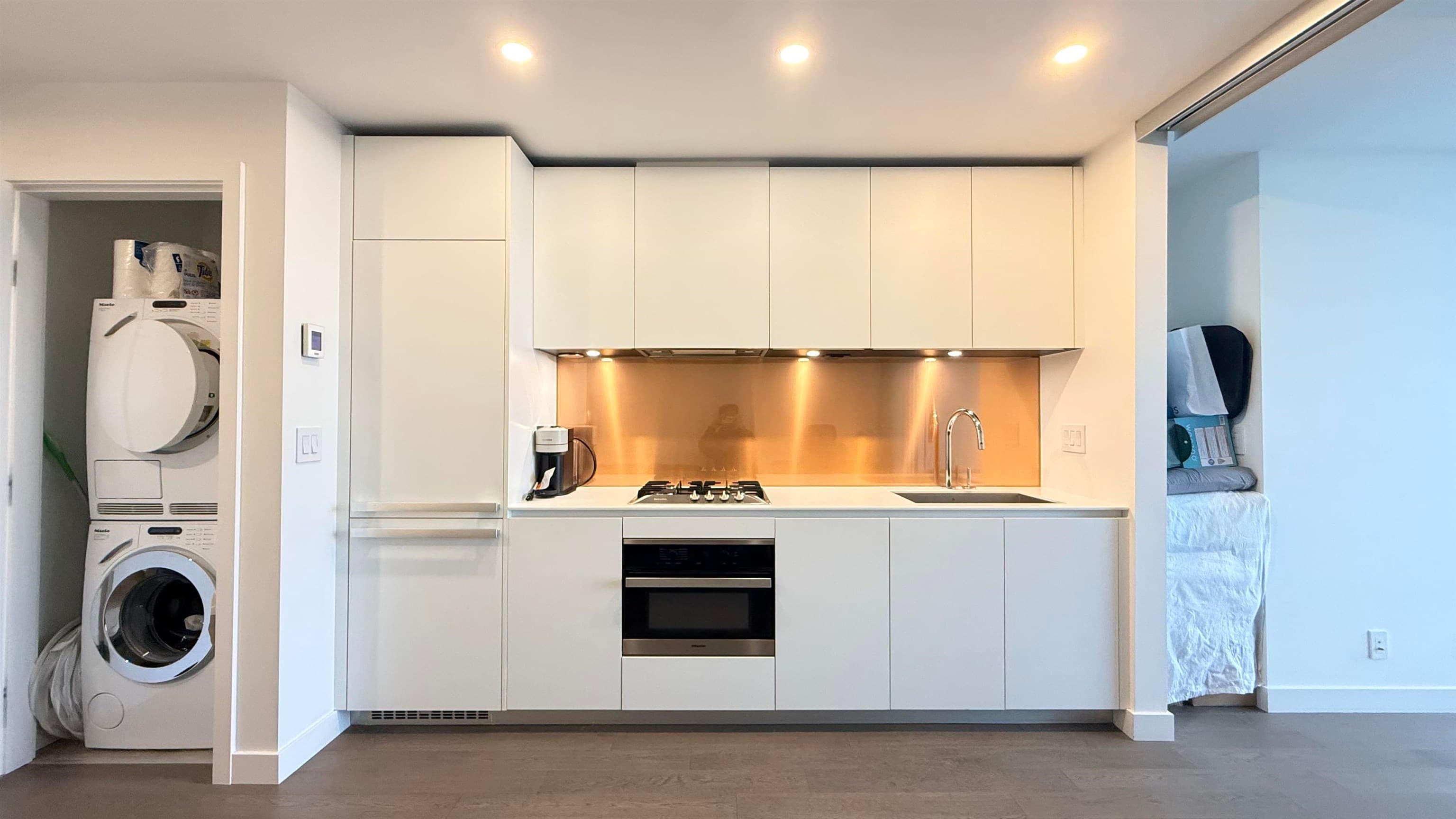 3908 - 1480 Howe Street, Vancouver, V6Z 0G5 — photo 5