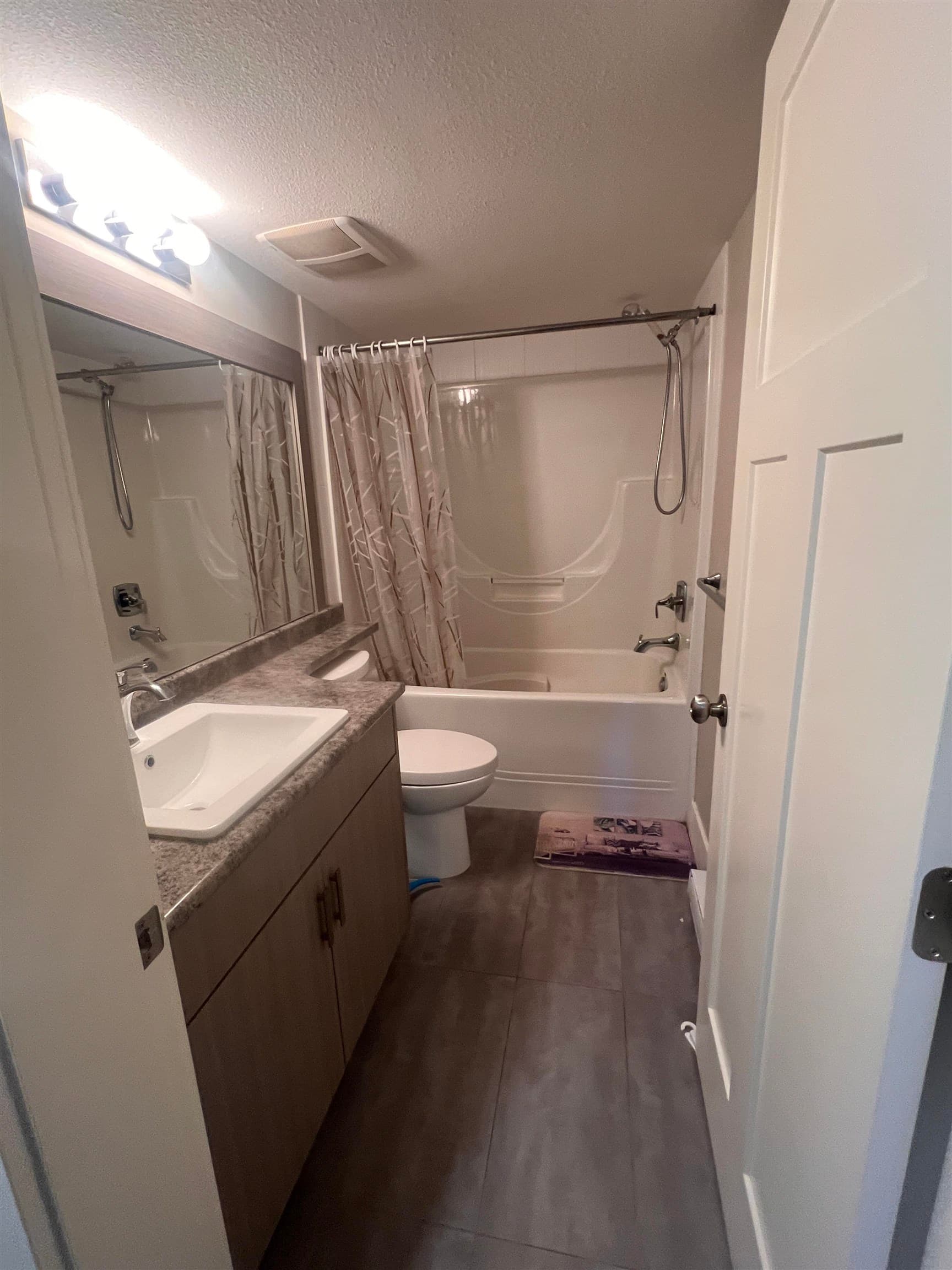 Semi-Basement - 1331 Greenbank Crt, Coquitlam, V3E 0K6 — photo 5