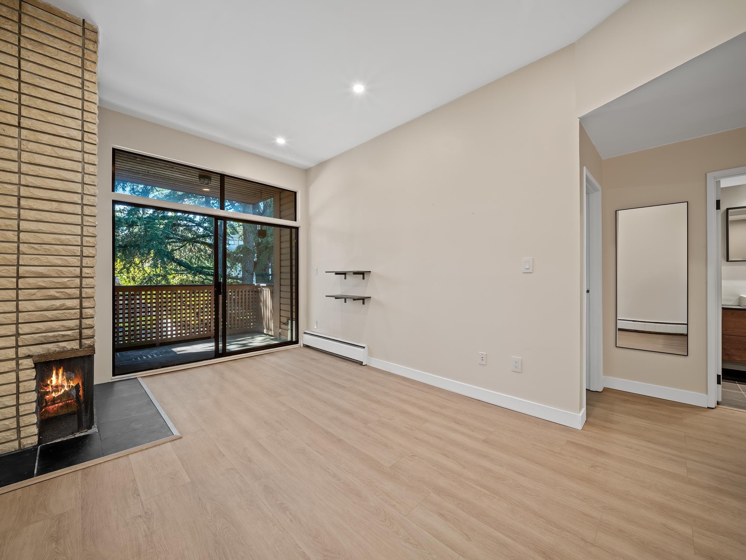 402 - 2211 W 2nd Avenue, Vancouver, V6K 1H8 — photo 3