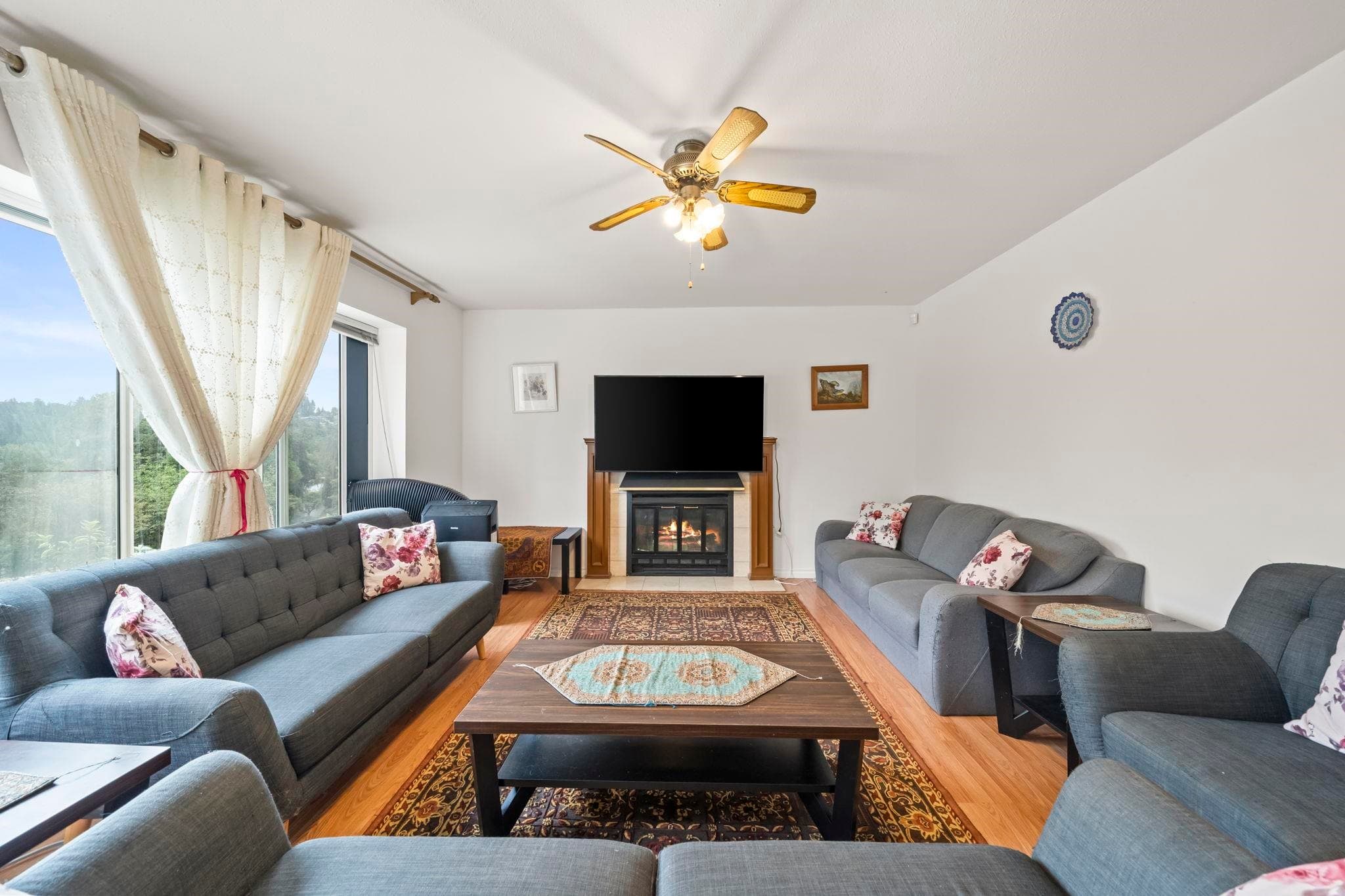 1125 Cecile Drive, Port Moody, V3H 1M8 — photo 3