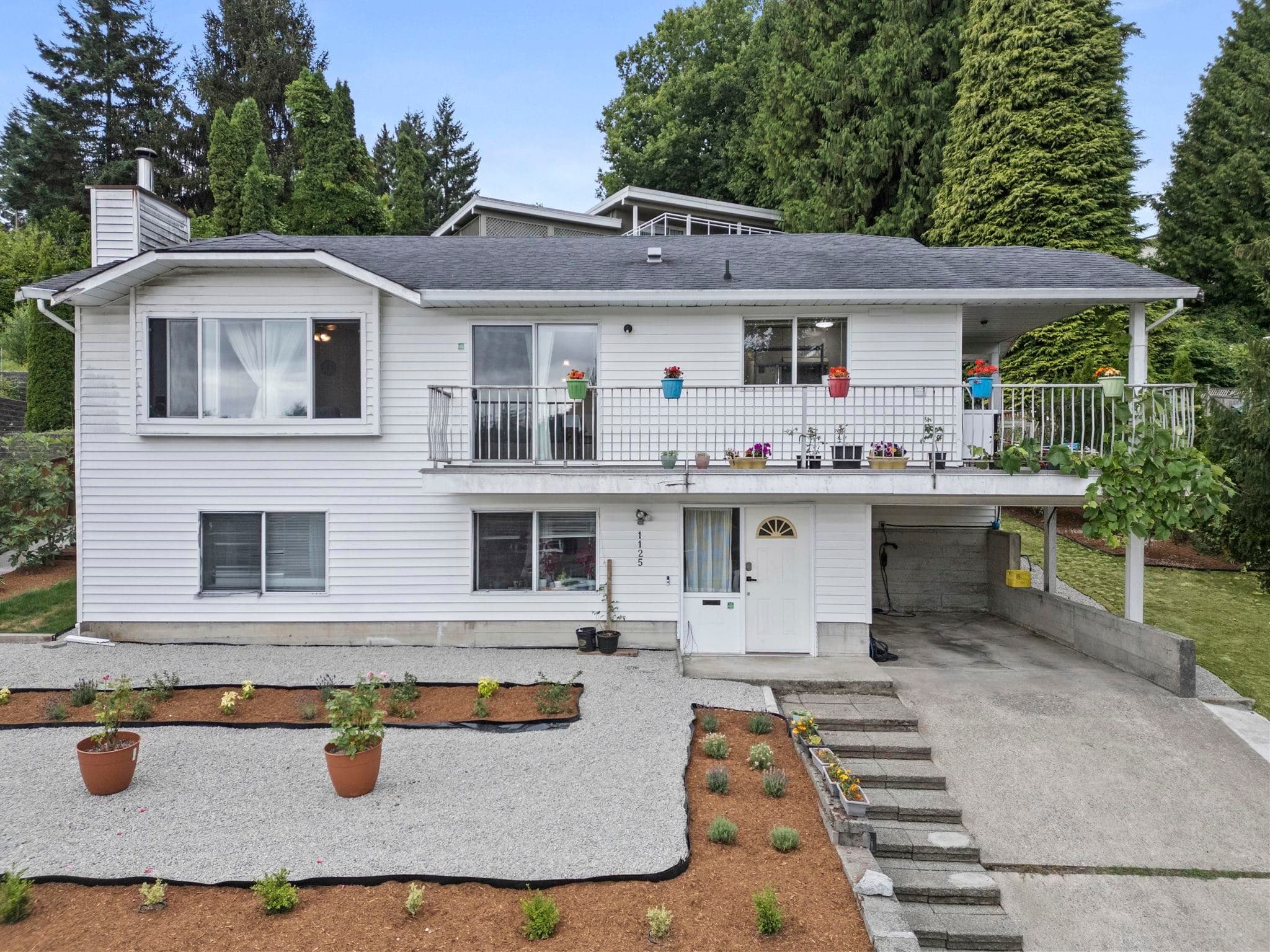1125 Cecile Drive, Port Moody, V3H 1M8 — photo 1
