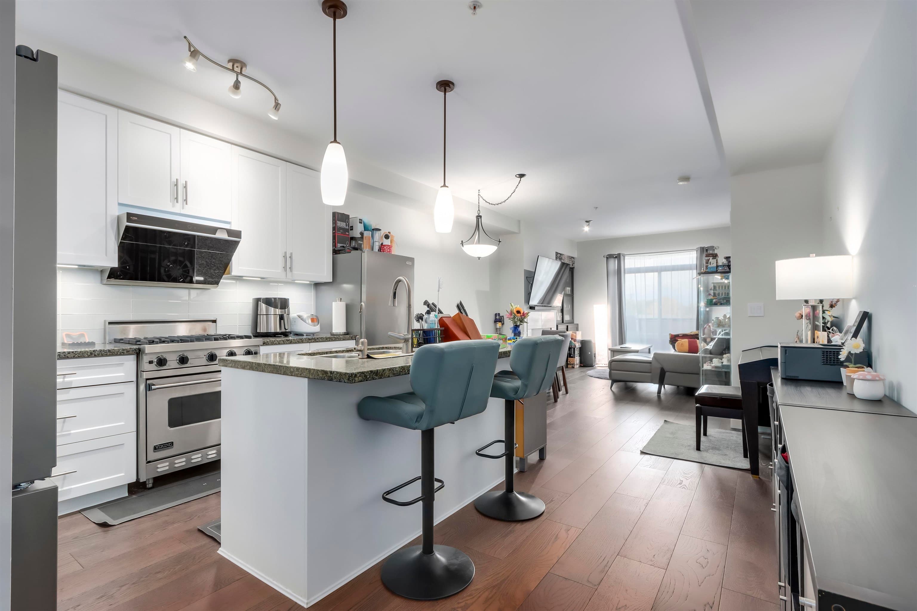 209 - 6077 London Road, Richmond, V7E 0A7 — photo 3