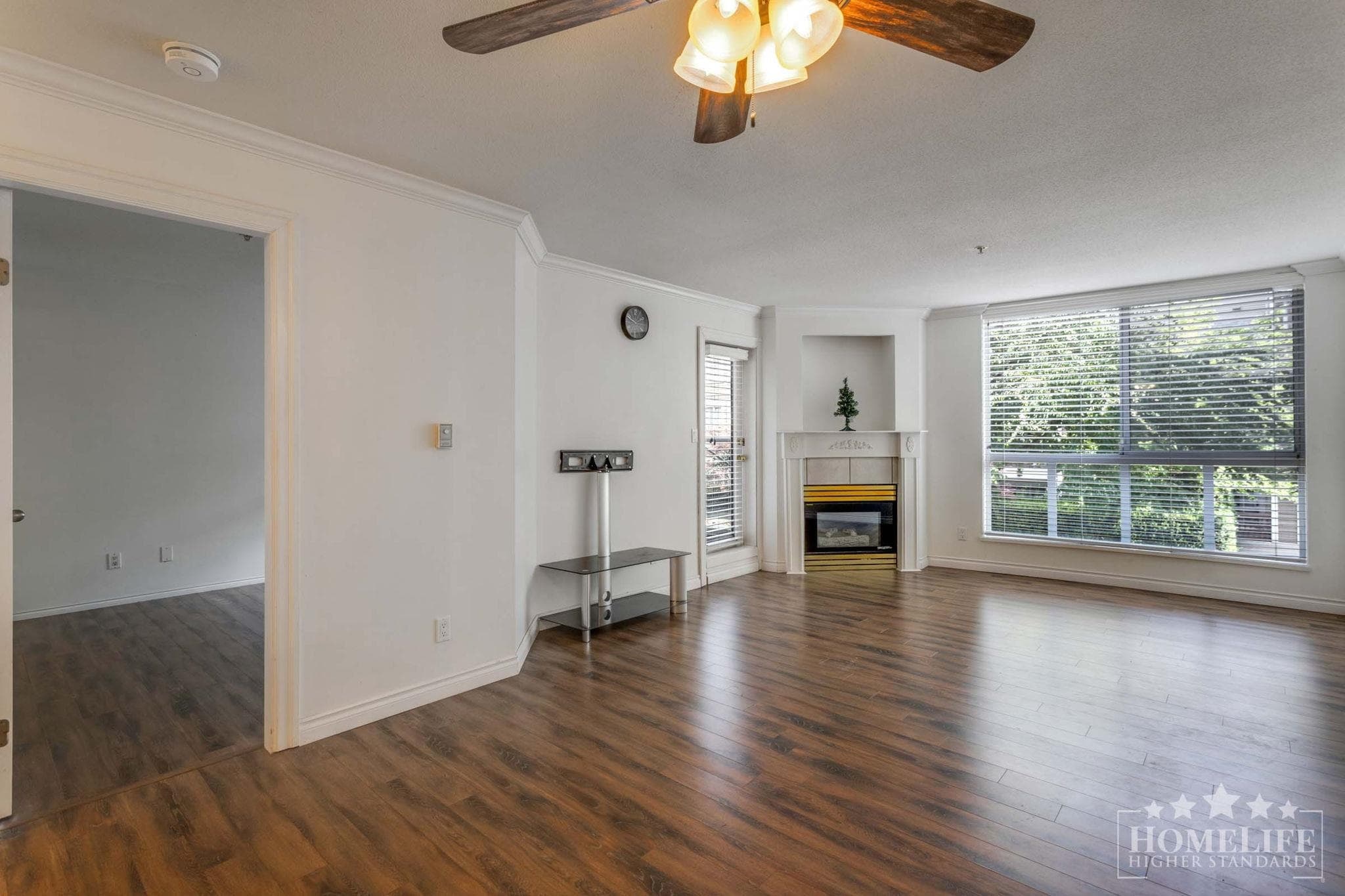 205 - 2485 Atkins Avenue, Port Coquitlam, V3C 1Z1 — photo 3