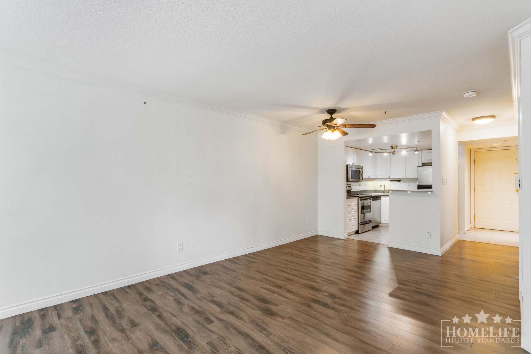 205 - 2485 Atkins Avenue, Port Coquitlam, V3C 1Z1 — photo 5