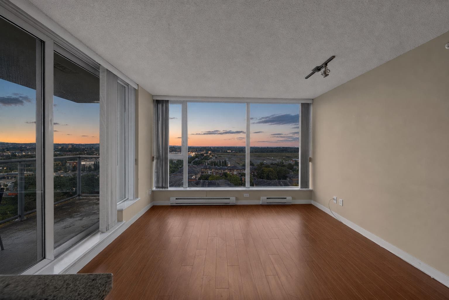 1803 - 5068 Kwantlen Street, Richmond, V6X 4K4 — photo 3