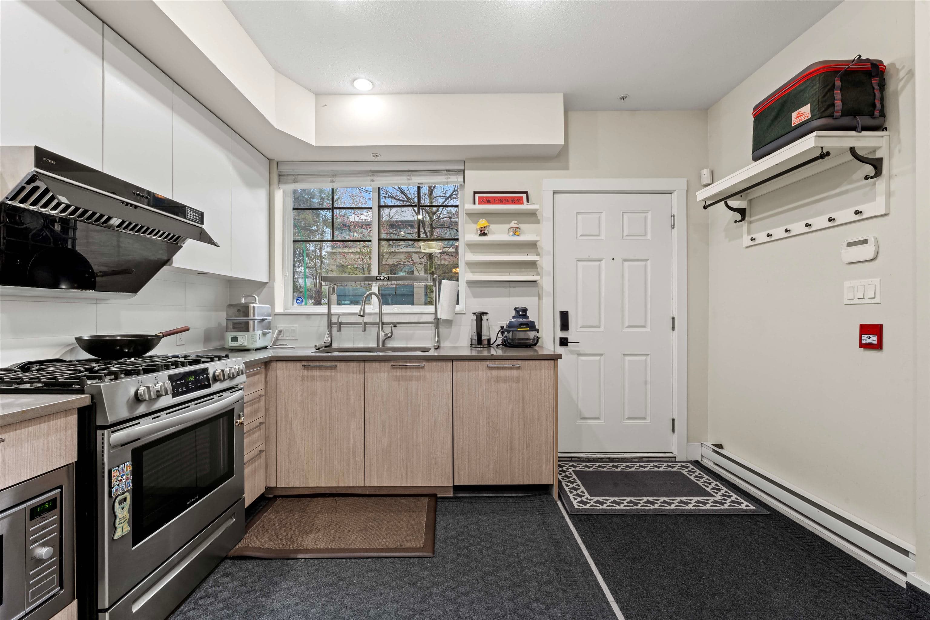 7 - 5132 Canada Way, Burnaby, V5E 0C3 — photo 4