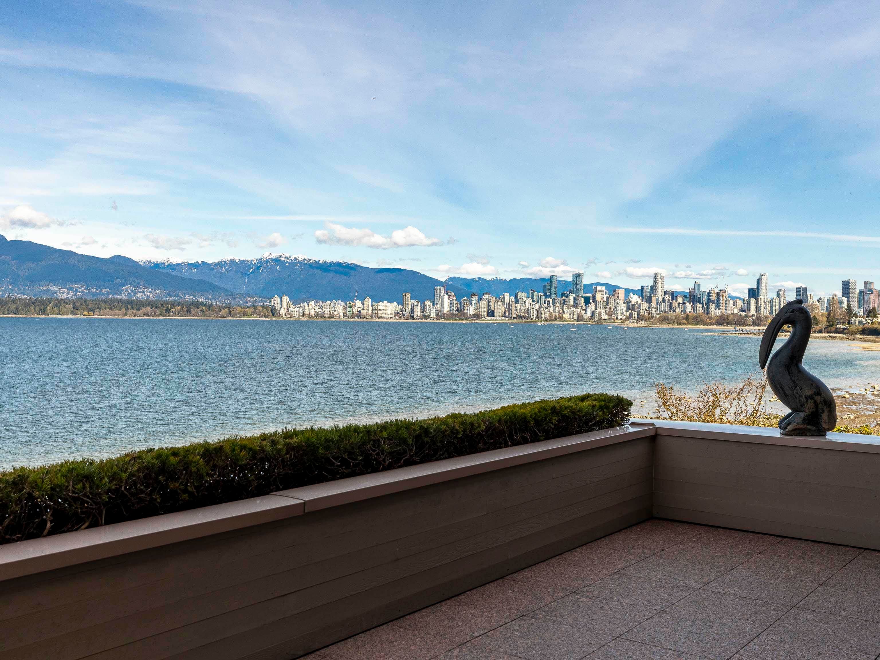 3513 Point Grey Road, Vancouver, V6R 1A7 — photo 1