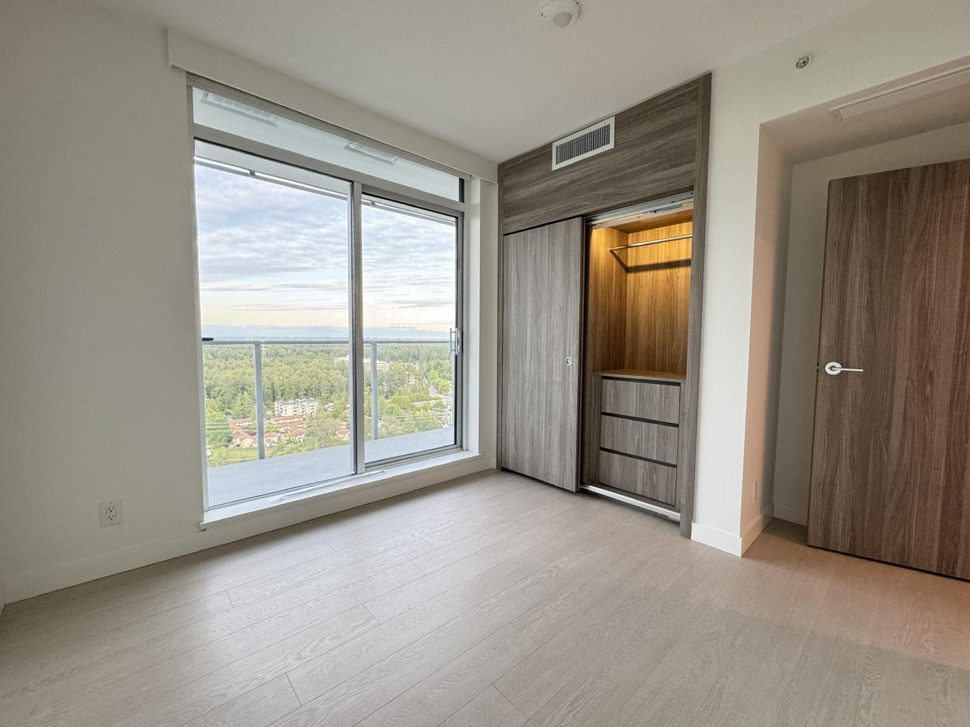 3102 - 13778 100 Avenue, Surrey, V3T 0V3 — photo 4