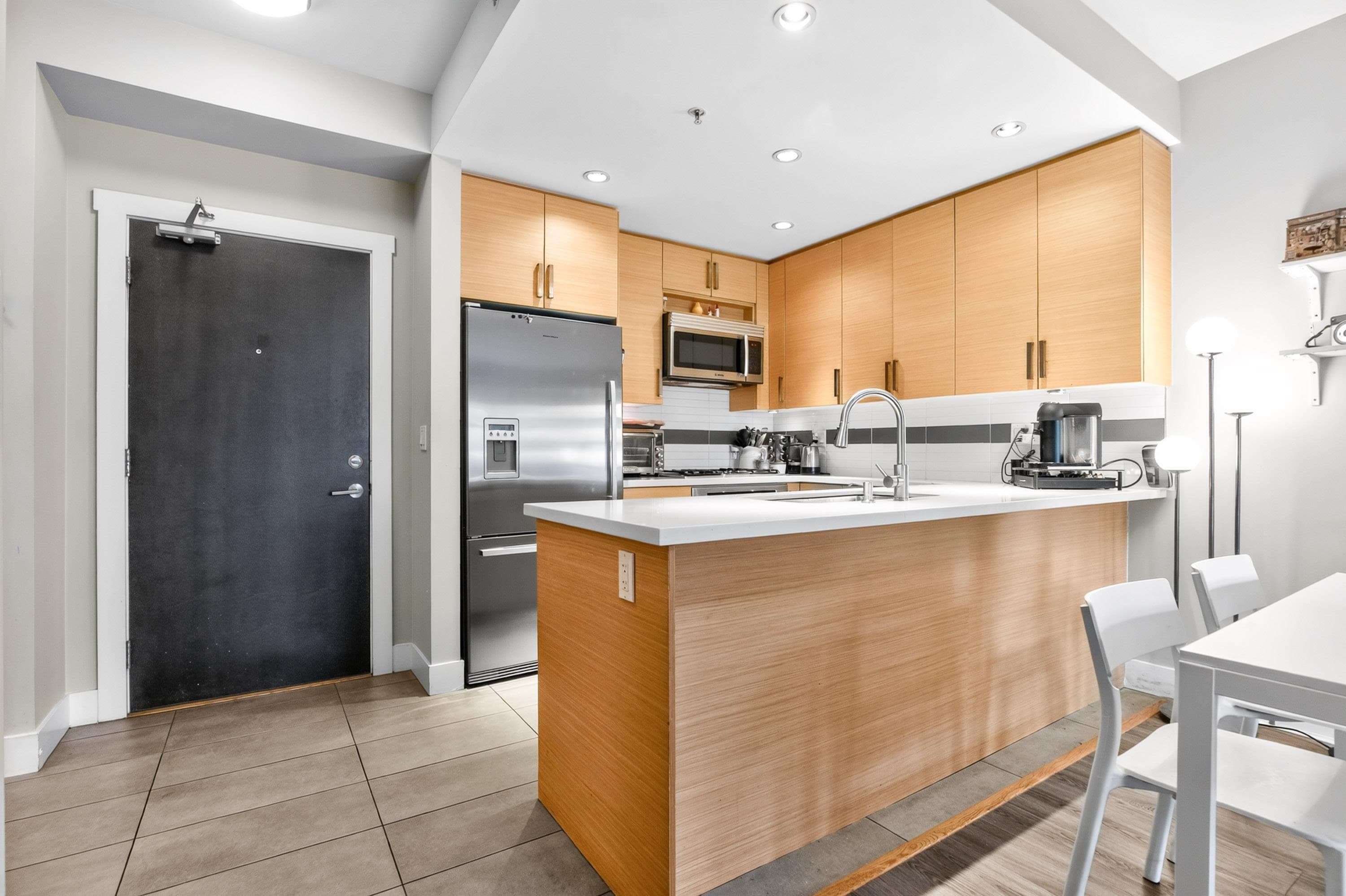 202 - 4710 Hastings Street, Burnaby, V5C 2K7 — photo 5