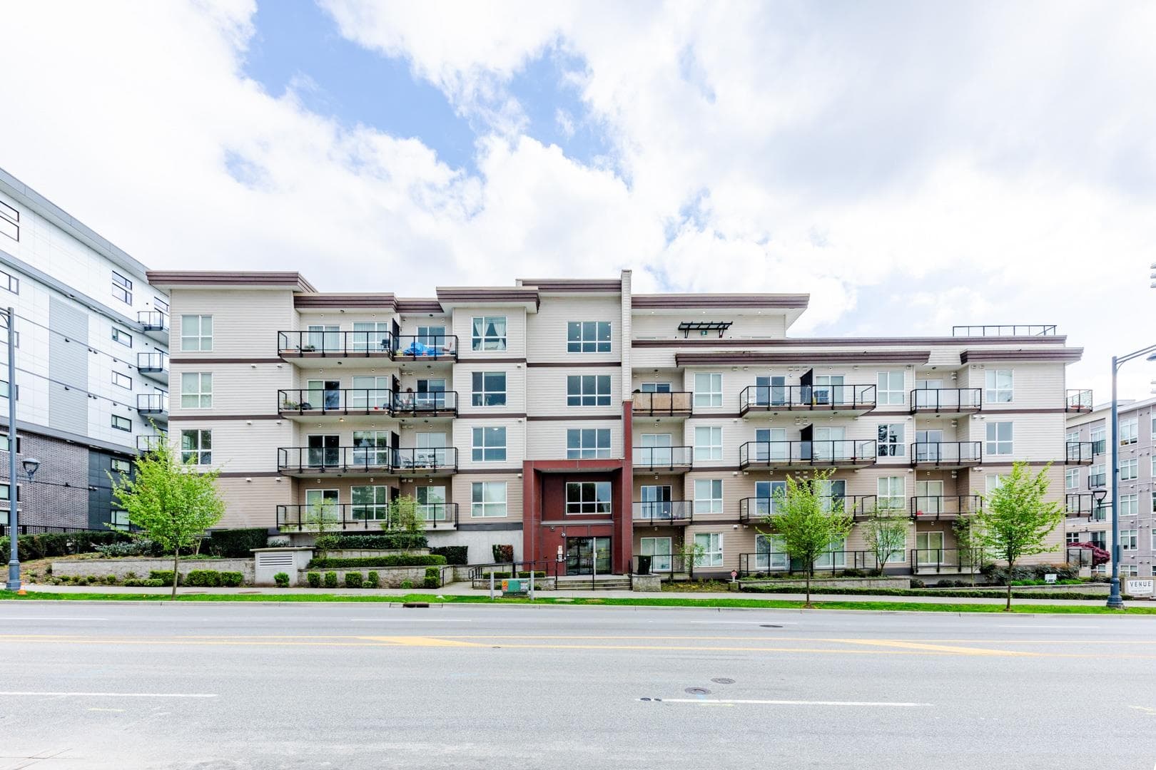 323 - 13768 108 Avenue, Surrey, V3T 0L9 — photo 1