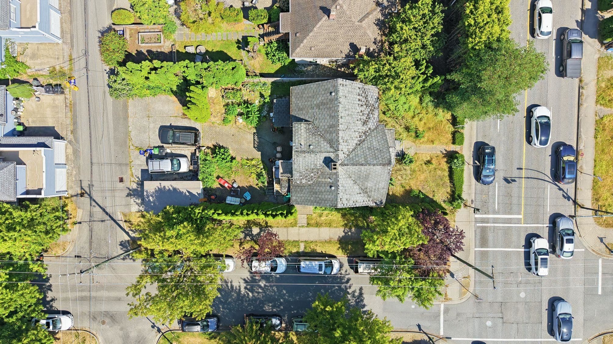 93 W 12th Avenue, Vancouver, V5Y 1T4 — photo 2