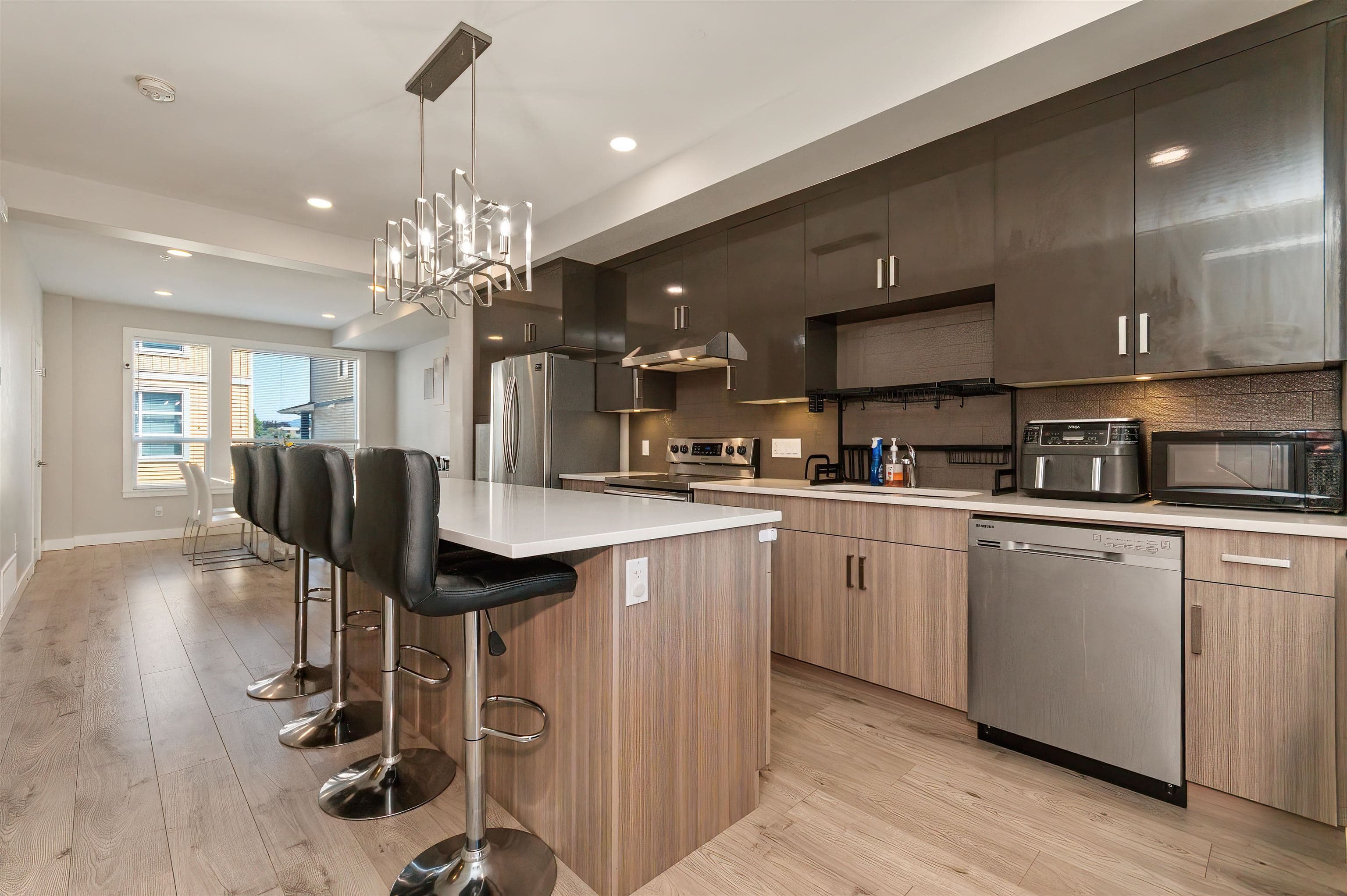 107 - 8413 Midtown Way, Chilliwack, V2P 0G7 — photo 5