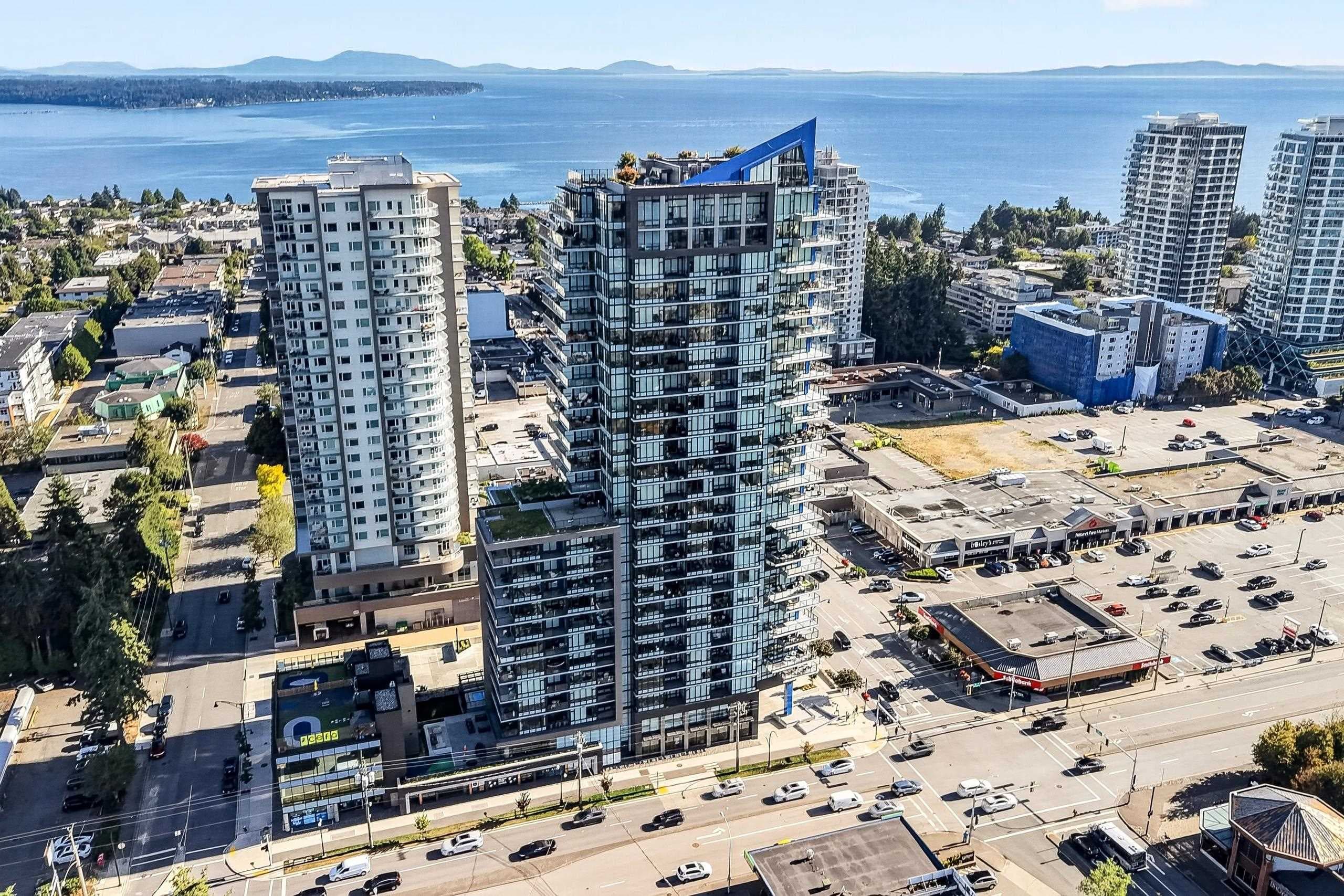 2404 - 1588 Johnston Road, White Rock, V4B 0C5 — photo 3