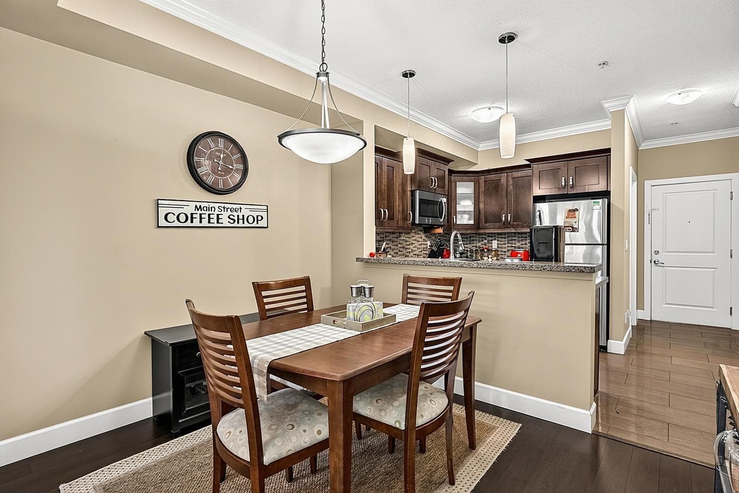 411 - 13897 Fraser Highway, Surrey, V3T 0G8 — photo 5