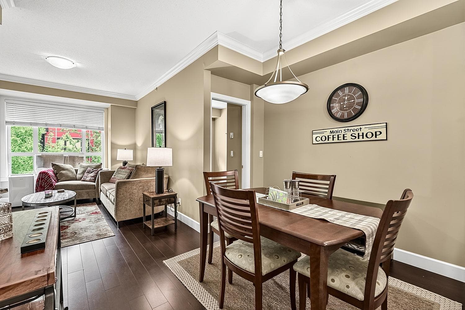 411 - 13897 Fraser Highway, Surrey, V3T 0G8 — photo 4