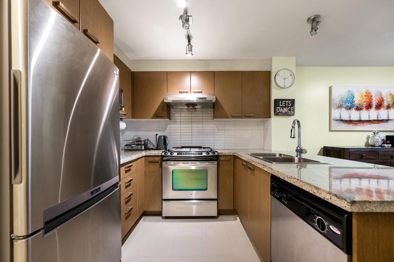 330 - 9500 Odlin Road, Richmond, V6X 1C9 — photo 4