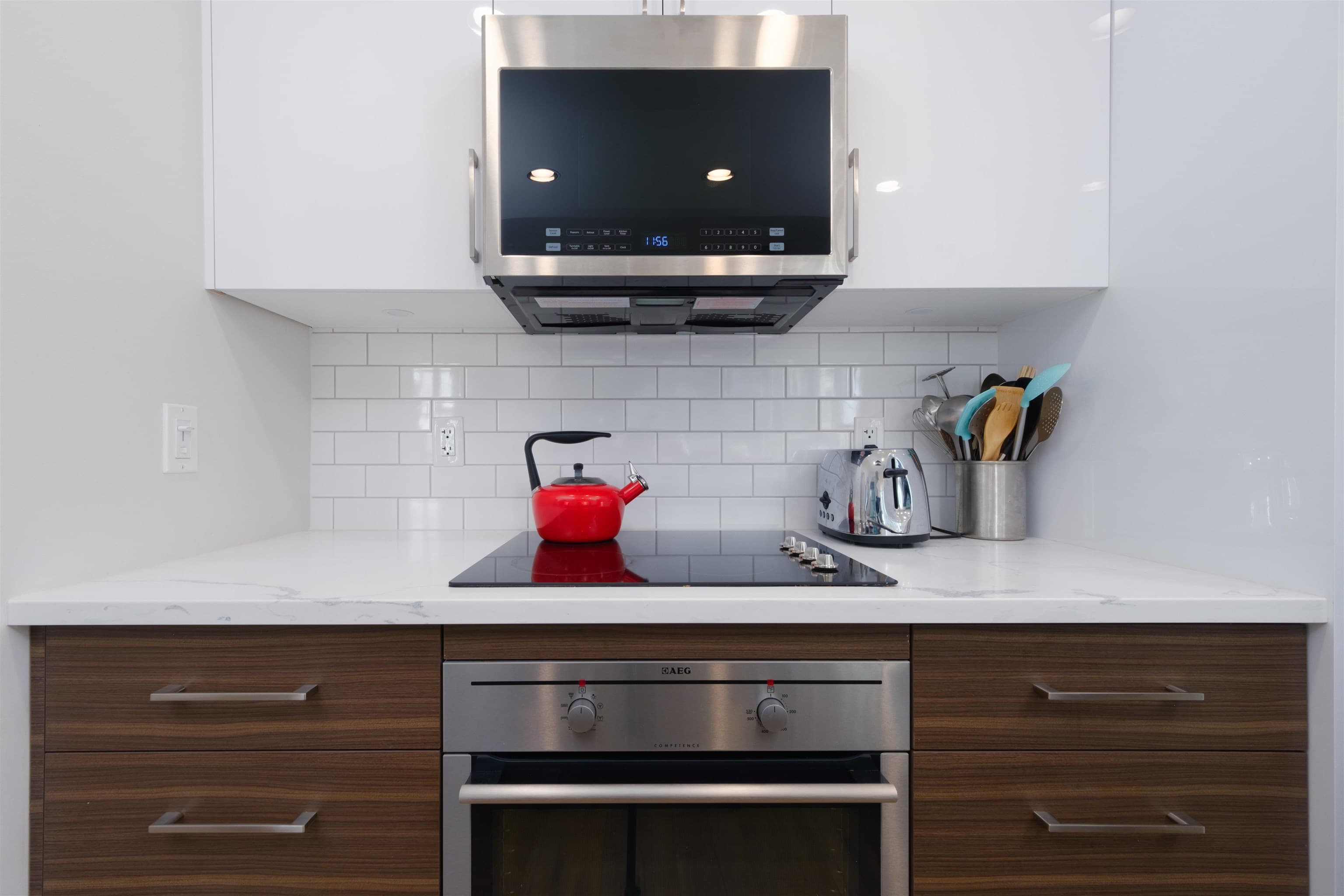 501 - 161 W Georgia Street, Vancouver, V6B 0K9 — photo 4