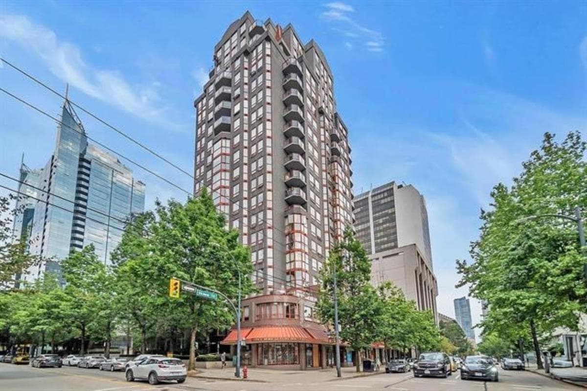 208 - 811 Helmcken Street, Vancouver