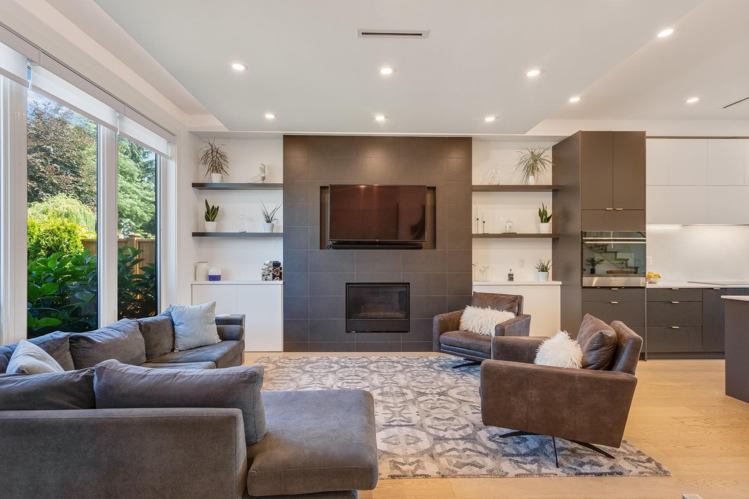 609 E 4th Street, North Vancouver, V7L 1J9 — photo 5