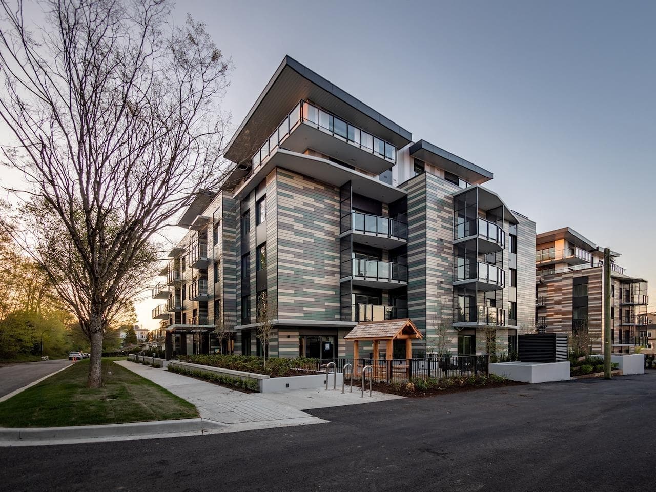 302 - 488 W 58th Avenue, Vancouver, V5X 1V5 — photo 2