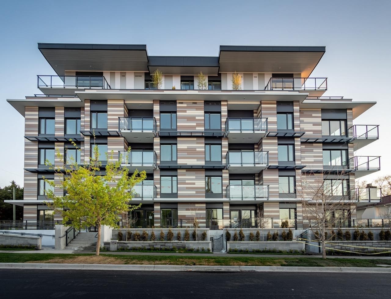 302 - 488 W 58th Avenue, Vancouver, V5X 1V5 — photo 3