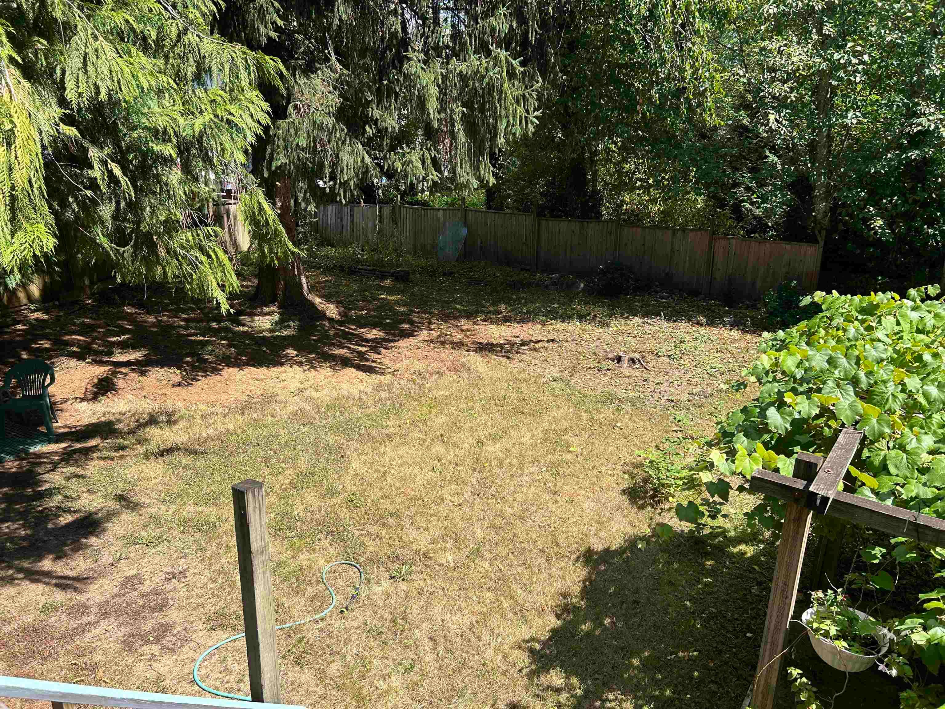 7048 140a Street, Surrey, V3W 5L5 — photo 3