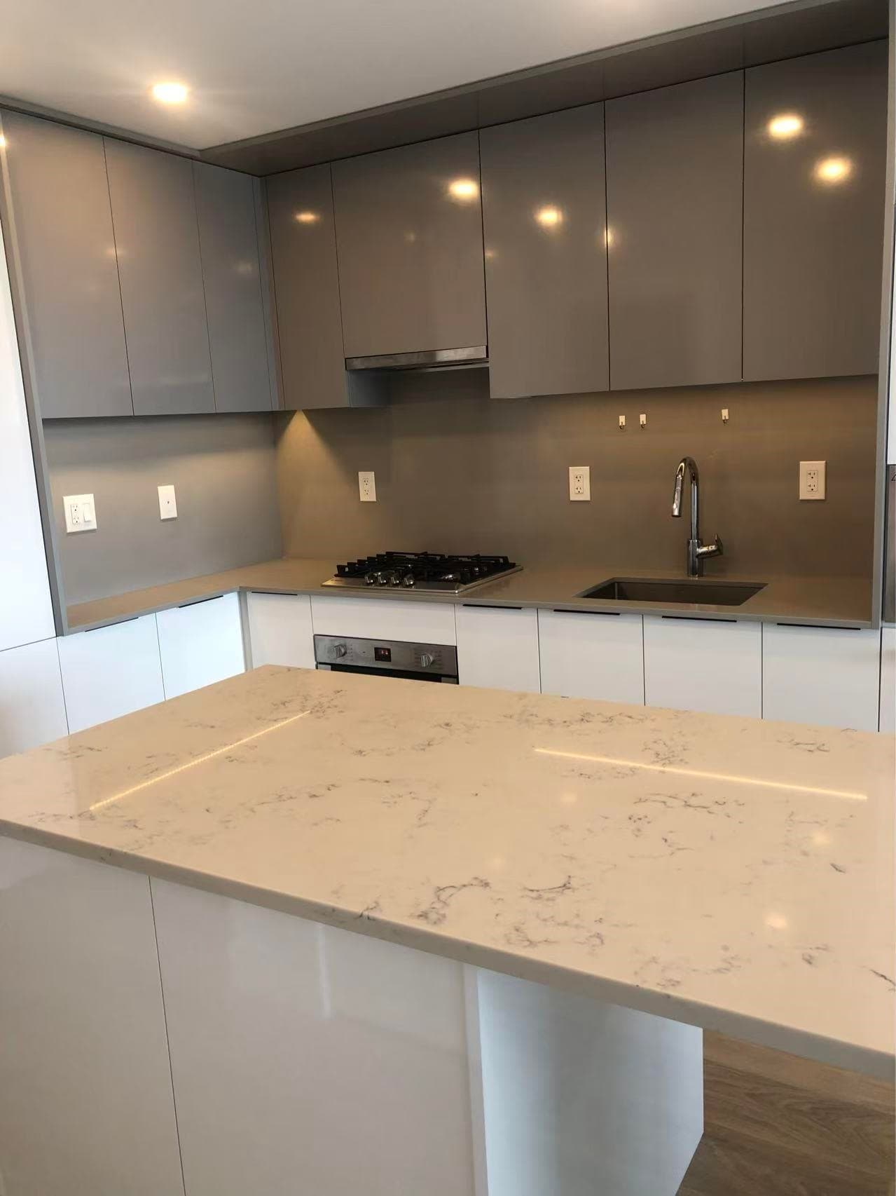 4711 Hazel Street, Burnaby, V5H 0J9 — photo 3