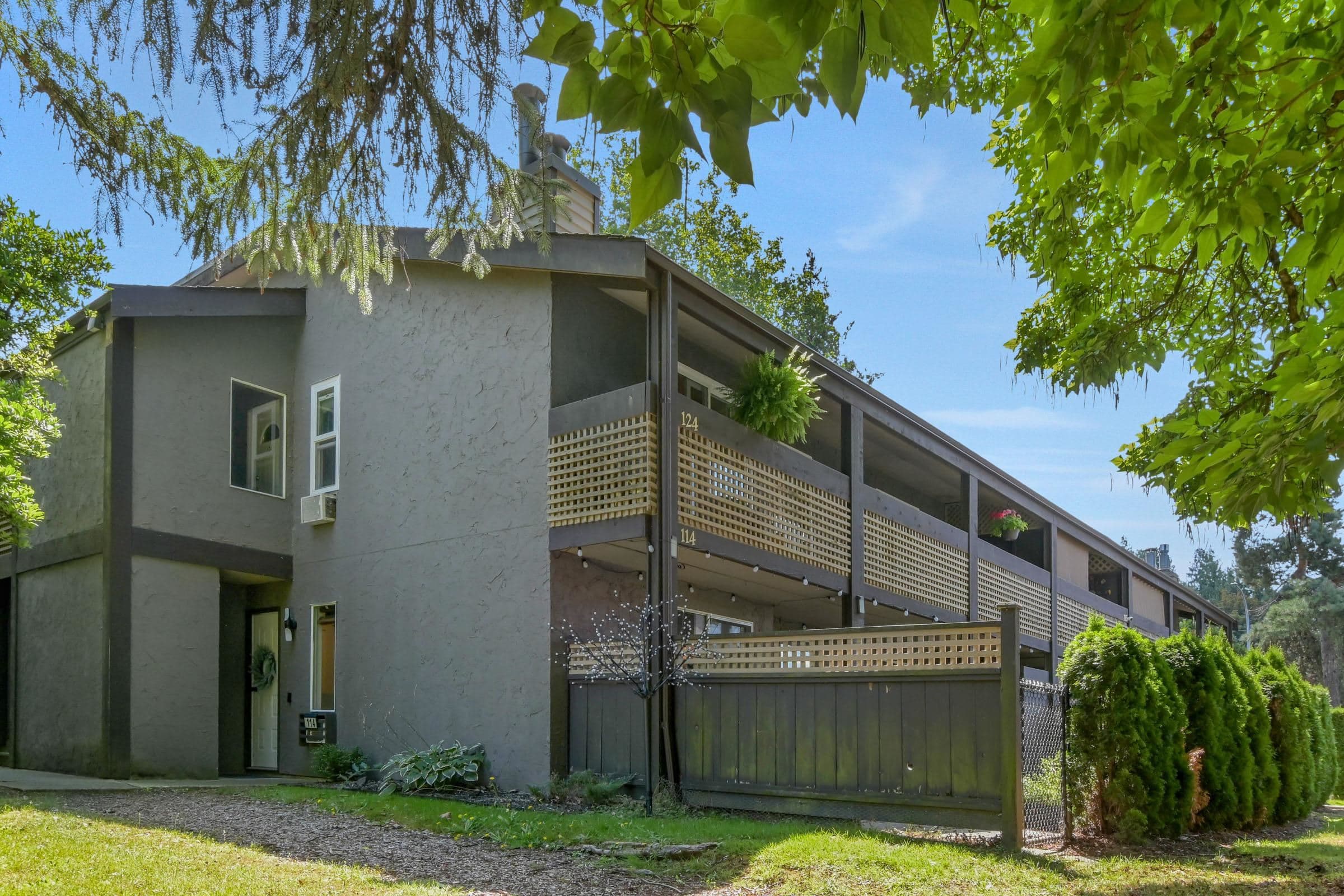 114 - 34909 Old Yale Road, Abbotsford, V3G 2E7 — photo 2
