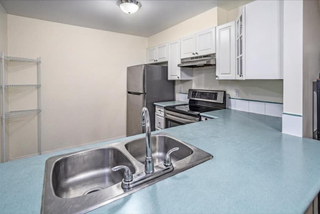 112 - 15130 108 Avenue, Surrey, V3R 0T8 — photo 4