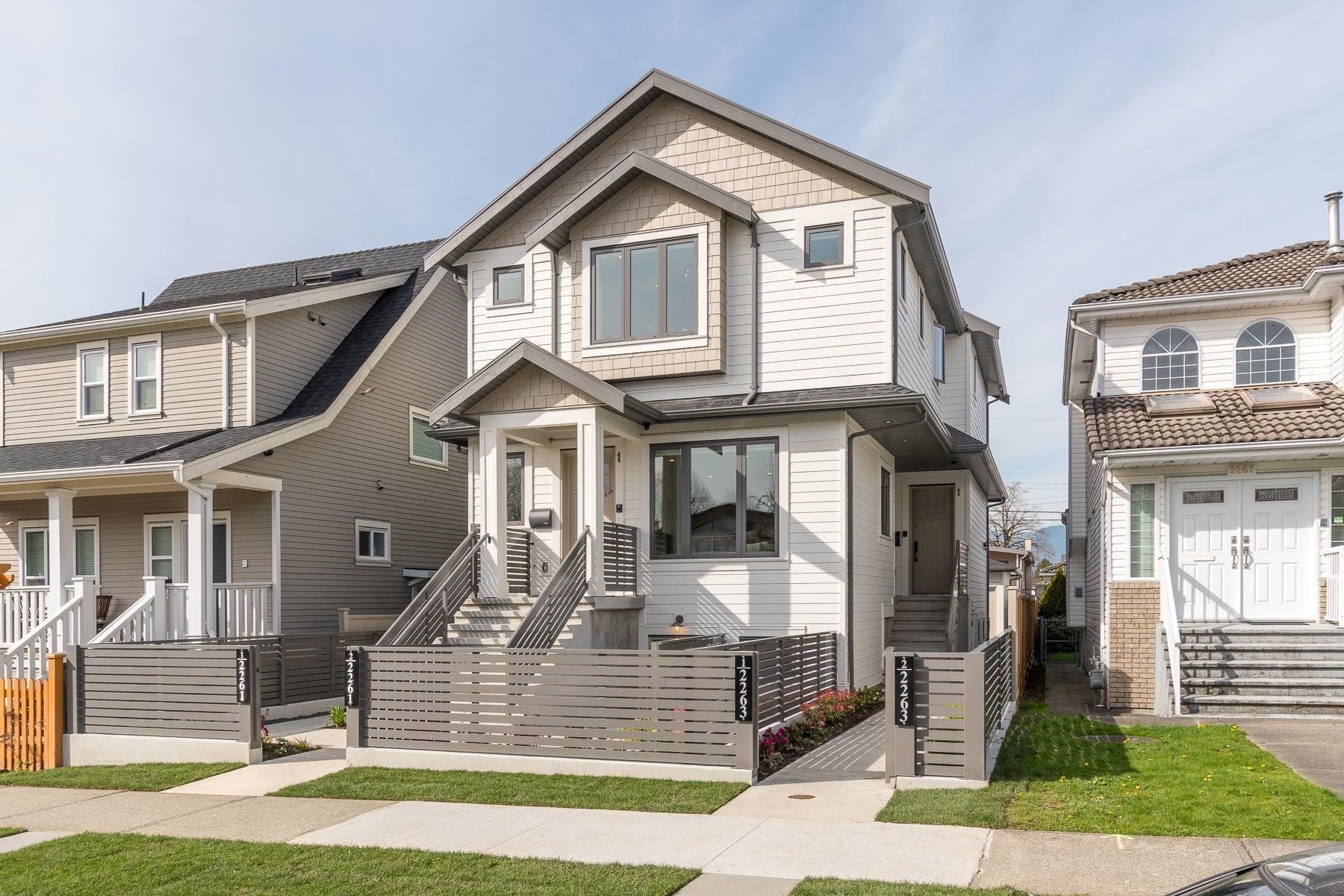 2 - 2263 E 35th Street, Vancouver