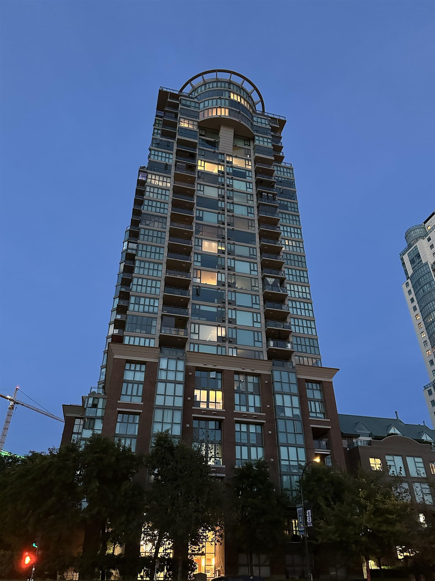 307 - 1128 Quebec Street, Vancouver, V6A 4E1 — photo 1