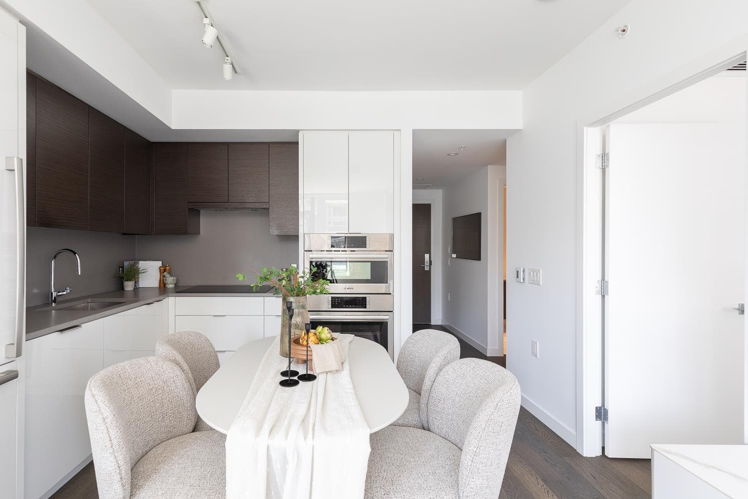 607 - 1678 Pullman Porter Street, Vancouver, V6A 0H4 — photo 2