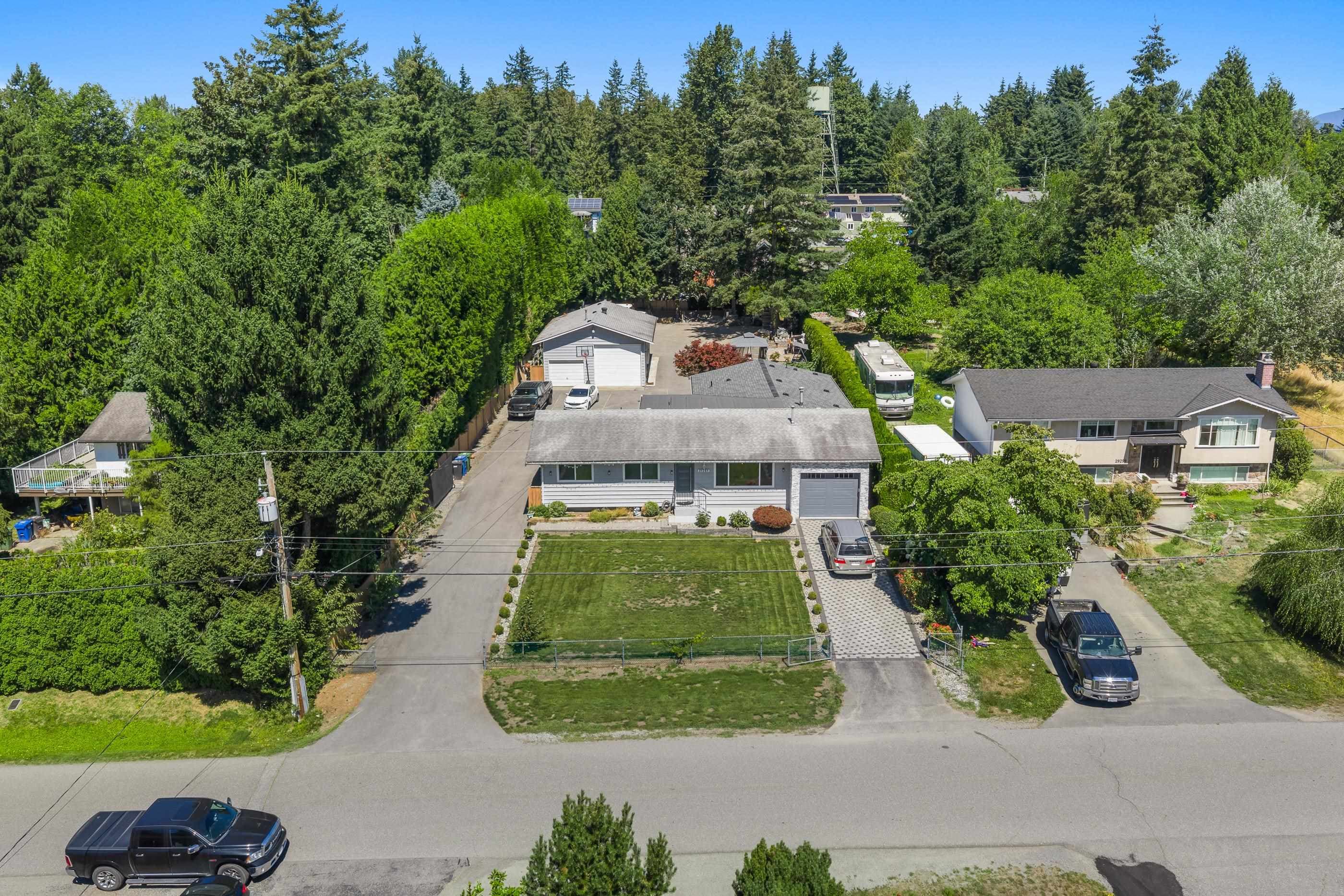 29289 Sunvalley Crescent, Abbotsford, V4X 1J1 — photo 2