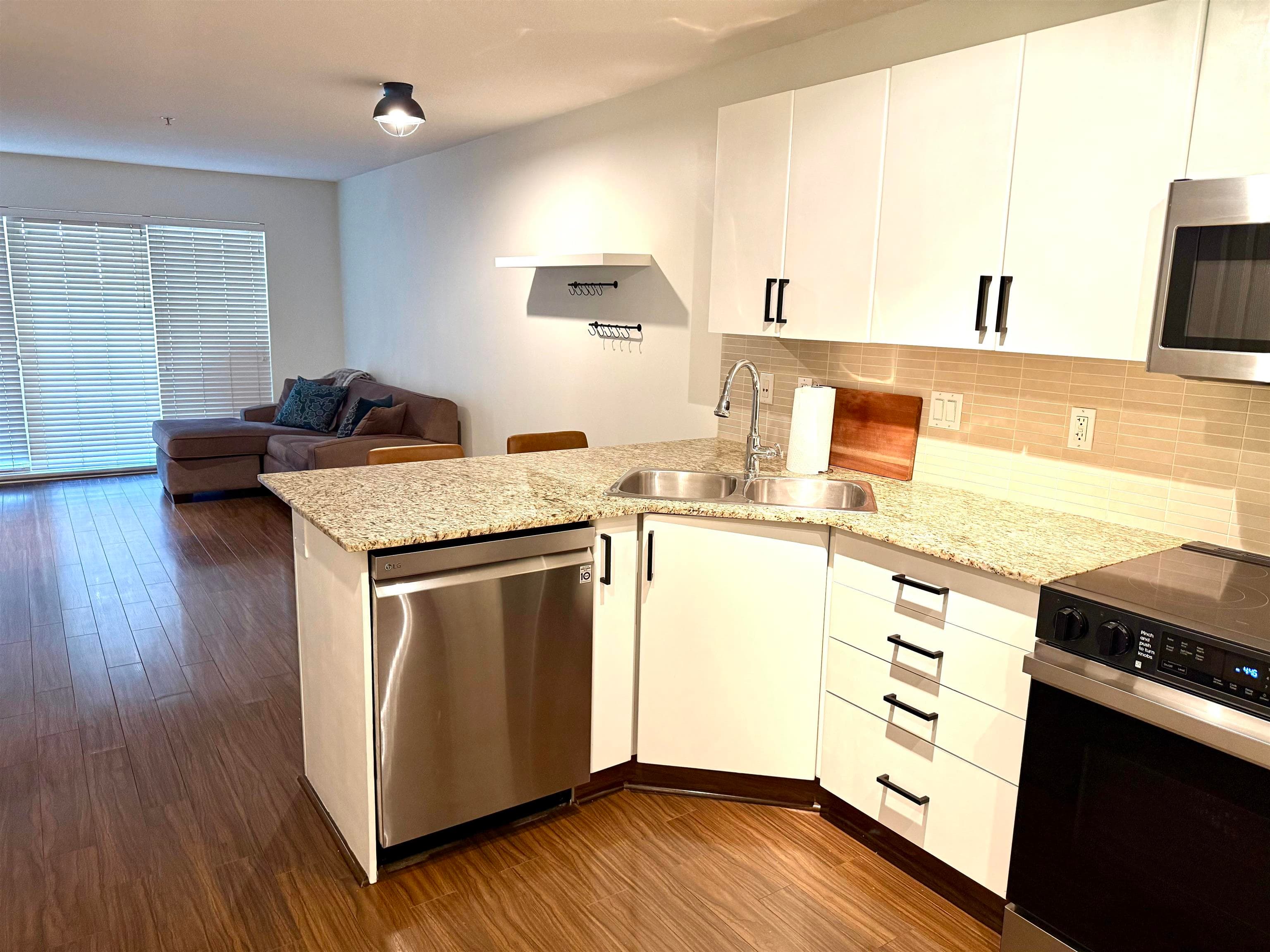 A101 - 8929 202 Street, Langley, V1M 0B4 — photo 3