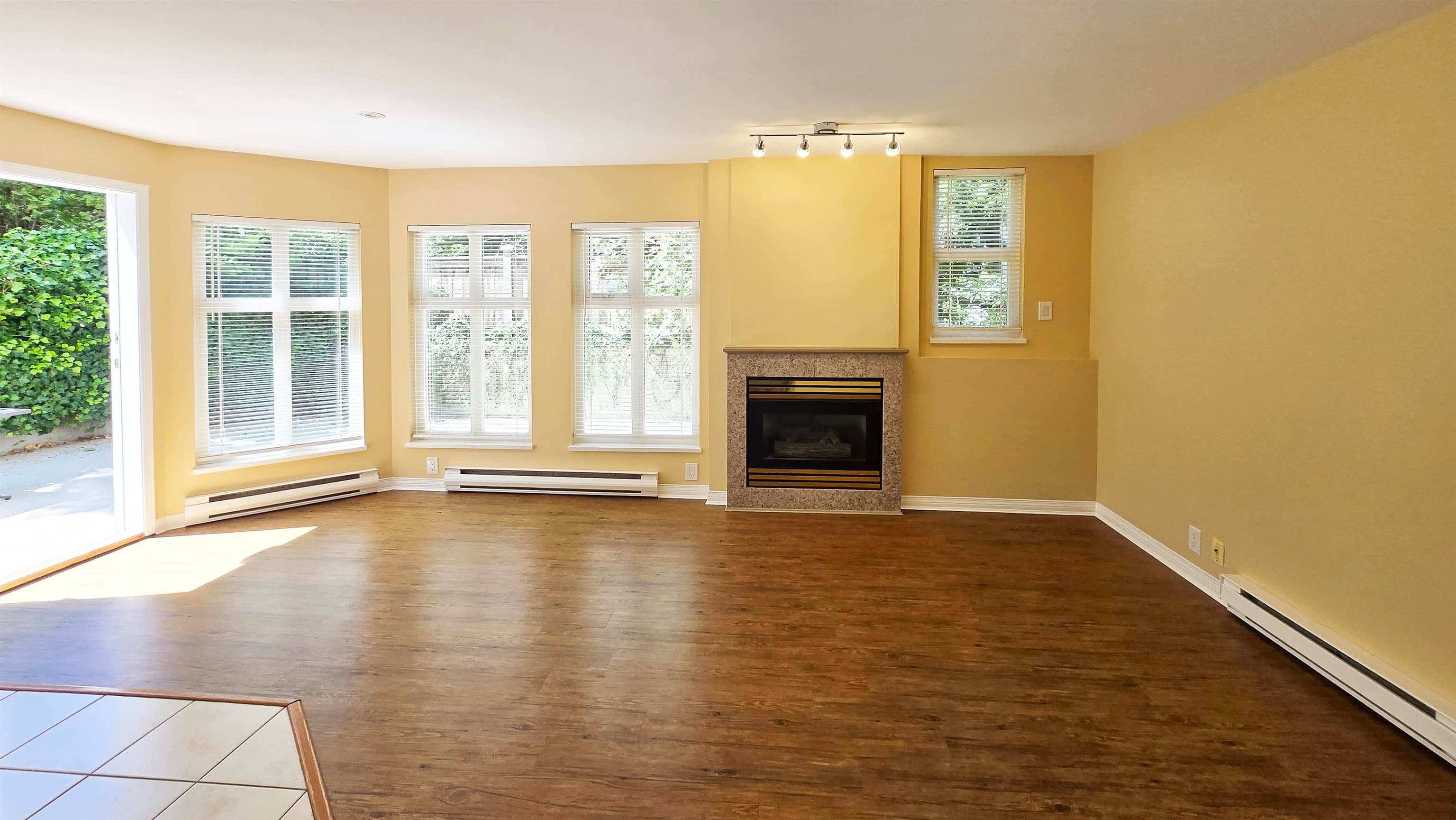 101 - 1099 W 71st Avenue, Vancouver, V6P 6Y5 — photo 2